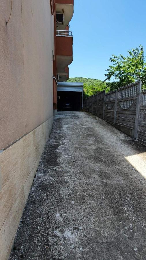 Marianas Guesthouse Obzor Eksteriør billede