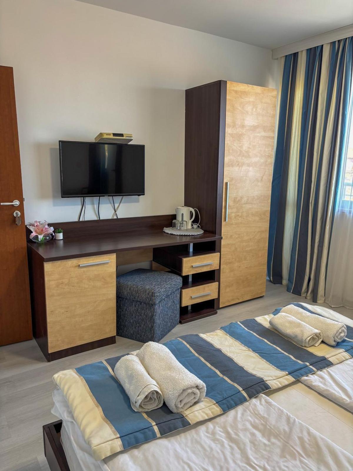 Marianas Guesthouse Obzor Eksteriør billede